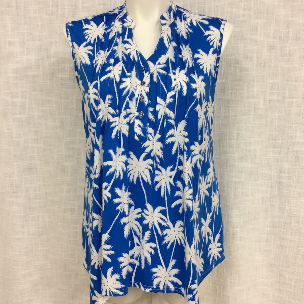 Southern Lady Blue and White “Palm Trees” 1X Top